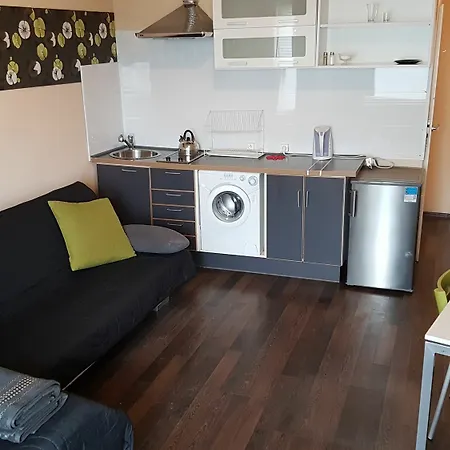 Walk Distance To Mokotow Business Park 3* Варшава